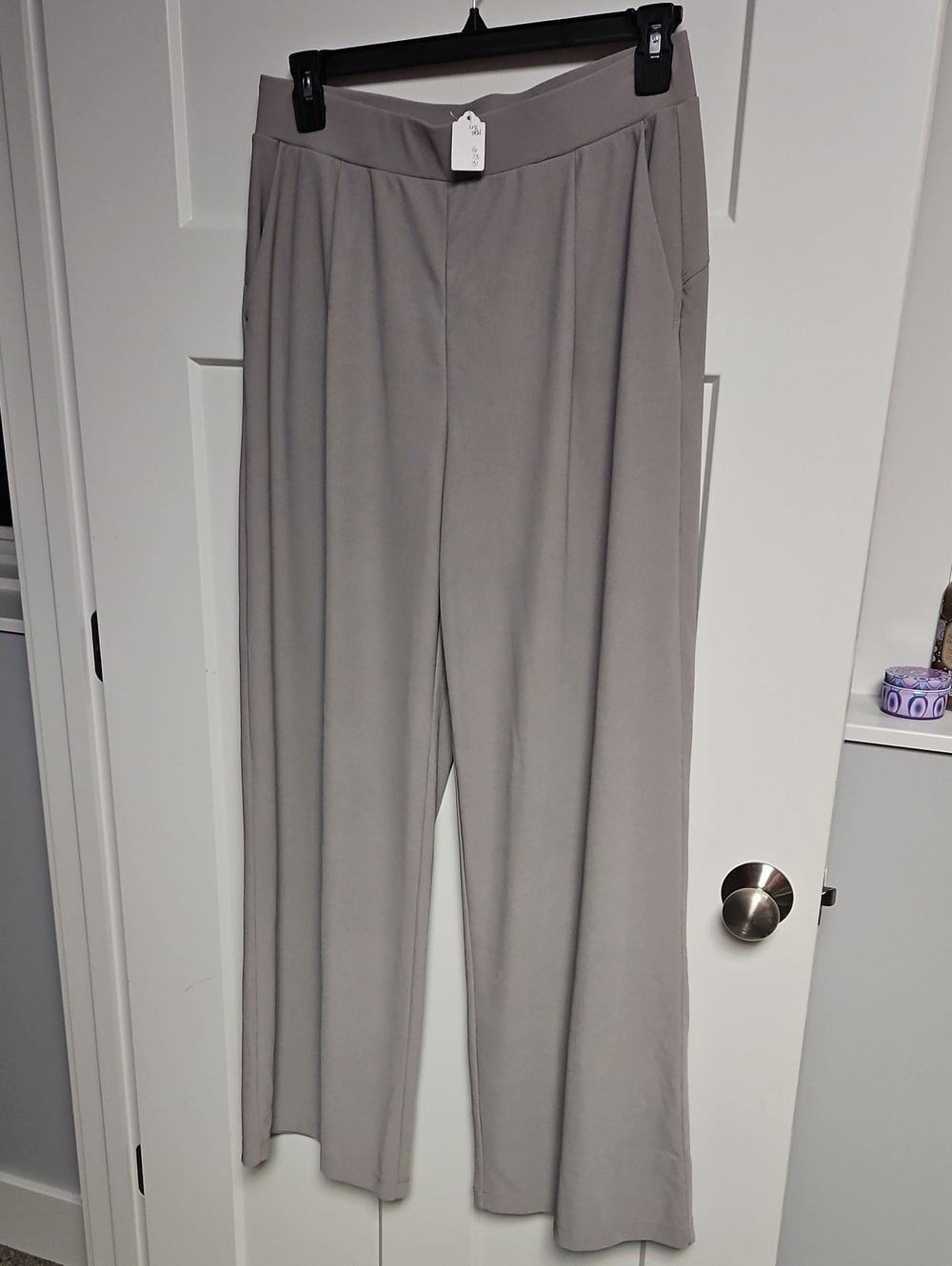 HALARA Women's Wide-Leg Pull-On Pants in Soft Gray